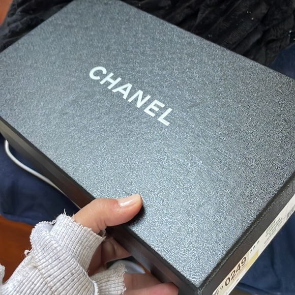 BNWB Chanel Yellow Ankle Chain Ballet Flats Sz 38.5 - Picture 12 of 12